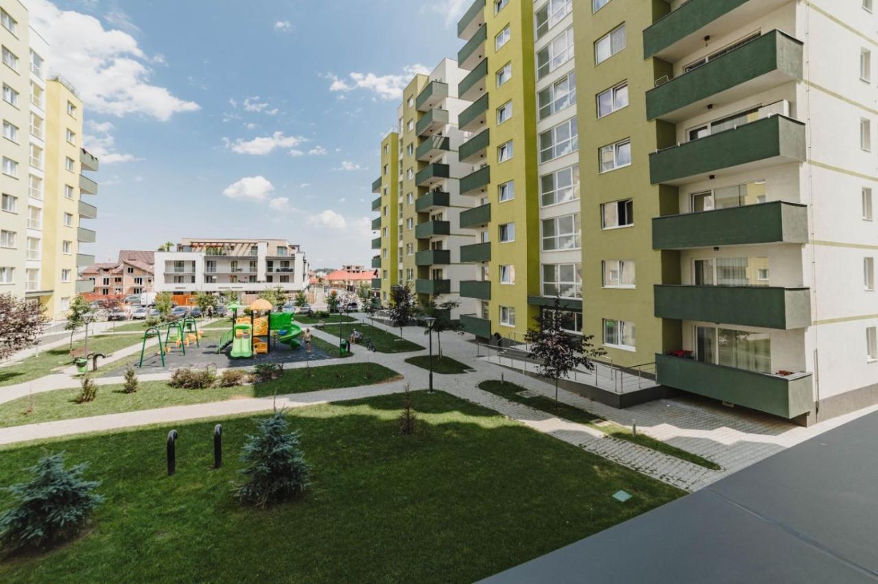 Masterpiece Studio- Free Parking, Wi-Fi, Netflix Braşov Extérieur photo