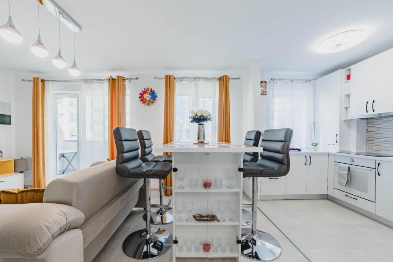 Masterpiece Studio- Free Parking, Wi-Fi, Netflix Braşov Extérieur photo